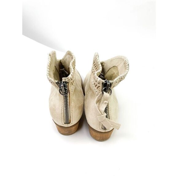 Not‎ Rated Tan Boho V Cut Front Embroidered Suede Booties Size - Picture 5 of 10